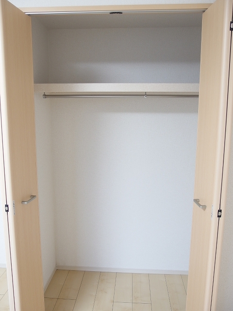 収納　☆ハンガーラック付収納☆