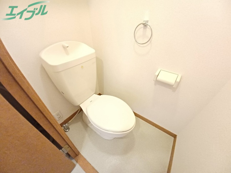 トイレ　同物件別室画像