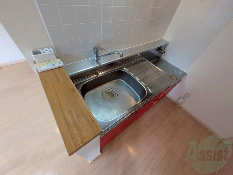 キッチン　キッチンはスペースも広々していて使いやすそうですよ！