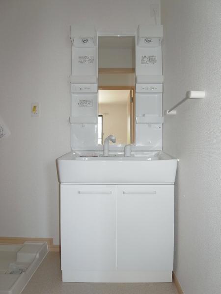 洗面設備　洗面所