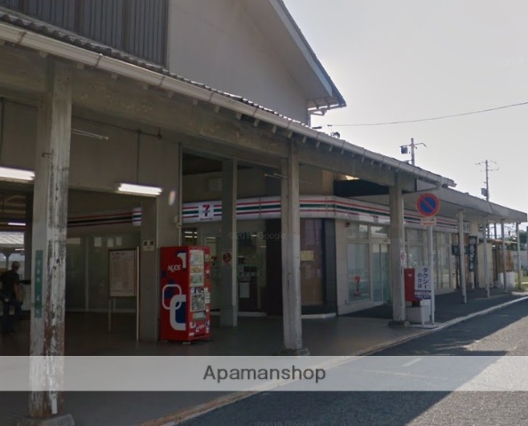 コンビニ　セブンイレブン（コンビニ）まで409m