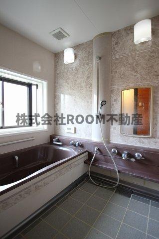 バス・シャワールーム　きれいなお風呂です