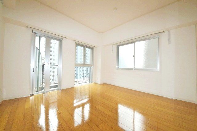 居室・リビング　★明るい洋室★