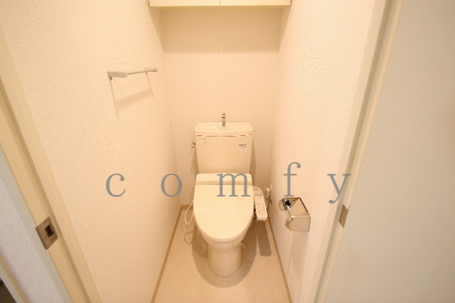 トイレ　ウォシュレット付きトイレ