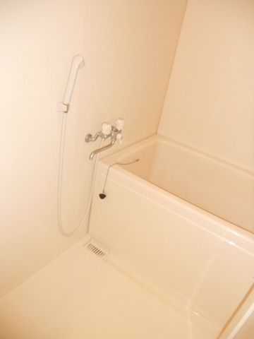 バス・シャワールーム　★賃貸物件のお問い合わせはタウンハウジング登戸店まで★