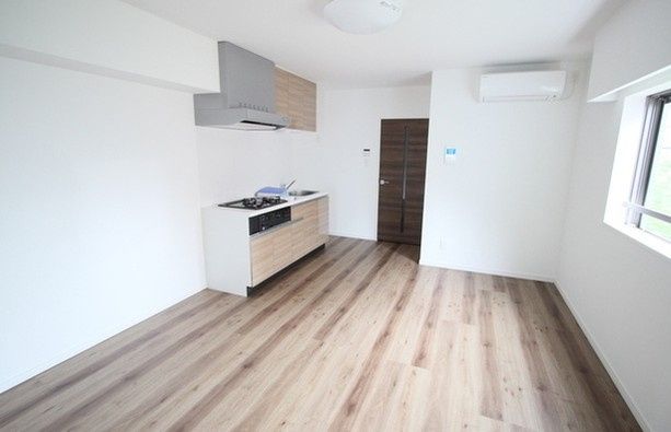 居室・リビング　☆明るい居室☆