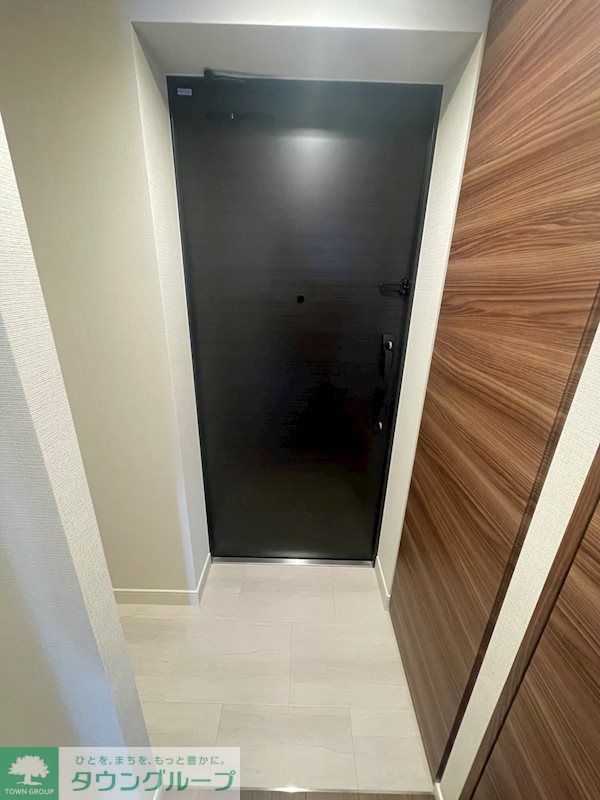 玄関　※参考写真