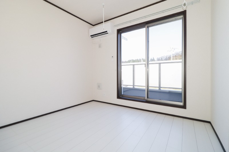 居室・リビング　図面と現状に相違がある場合には現状を優先