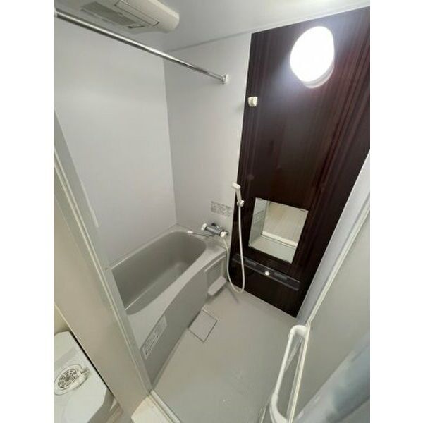 バス・シャワールーム　同シリーズの写真となります。