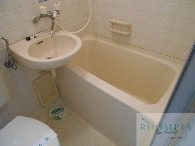 バス・シャワールーム　バス