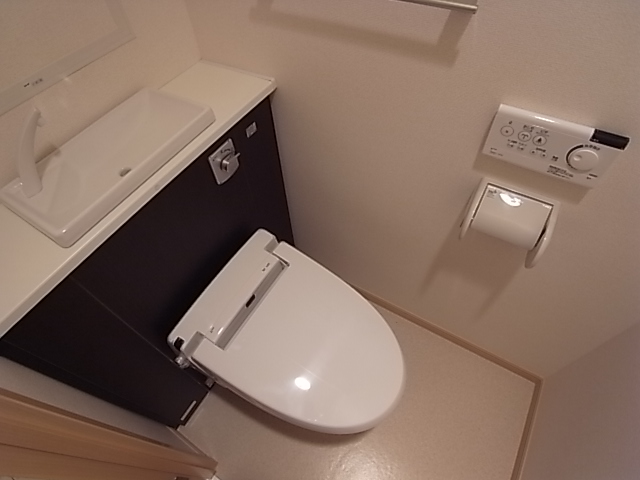 トイレ　☆同型タイプのお部屋の写真になります☆