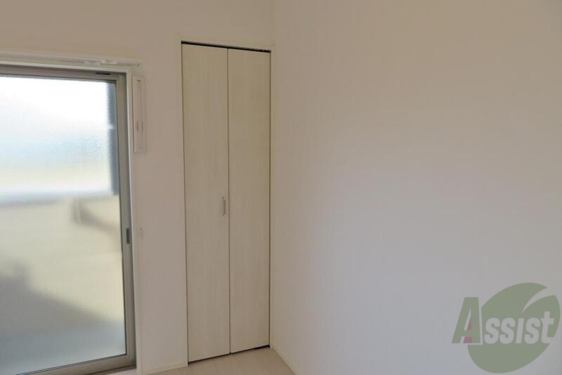 収納　高い位置まで収納スペースが有るので以外と入りますよー