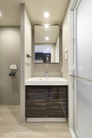 洗面設備　洗面化粧台