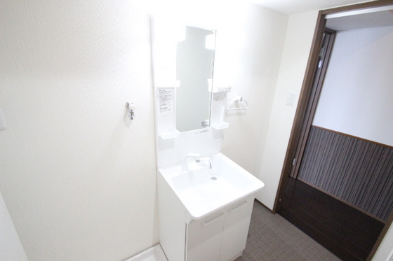 洗面設備　※別部屋の写真です