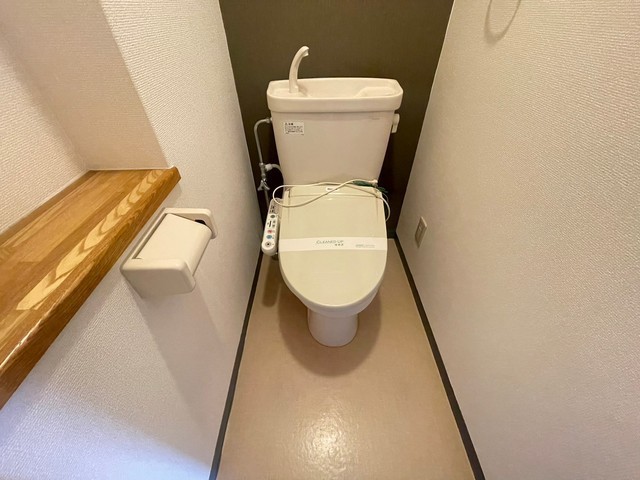 トイレ　別号室の写真です