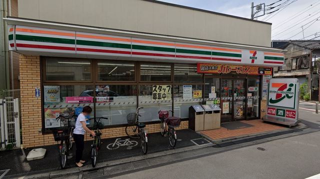 コンビニ　セブンイレブン葛飾東四つ木3丁目店（コンビニ）まで372m