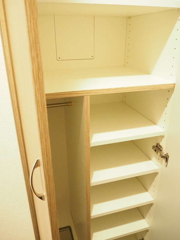 収納　下足入