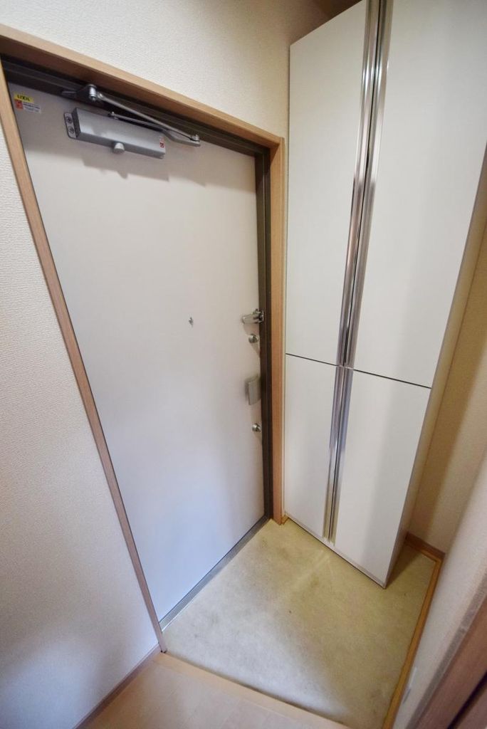 玄関　収納