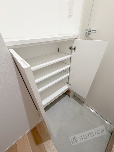 玄関　たくさんの靴を収納可能です♪♪