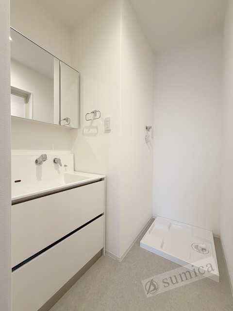 洗面設備　洗面脱衣所付き！独立洗面台が便利です♪♪