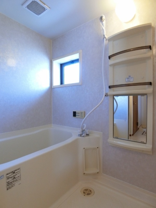 バス・シャワールーム　図面と現状に相違がある場合には現状を優先