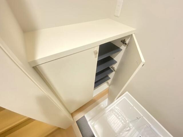 玄関　収納のためのスペースです