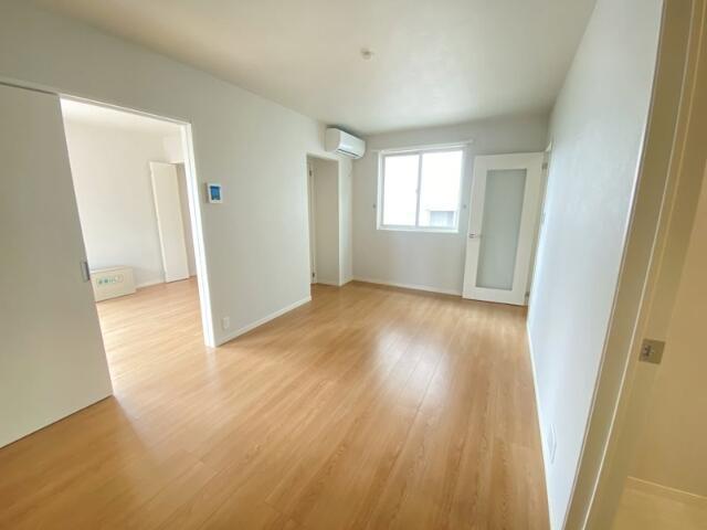 居室・リビング　きれいな洋室です