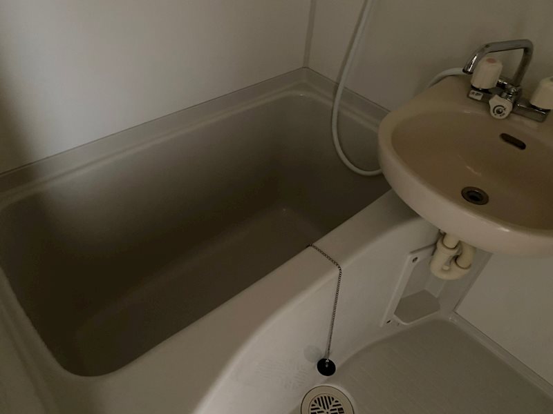 バス・シャワールーム　別部屋参考写真となります。