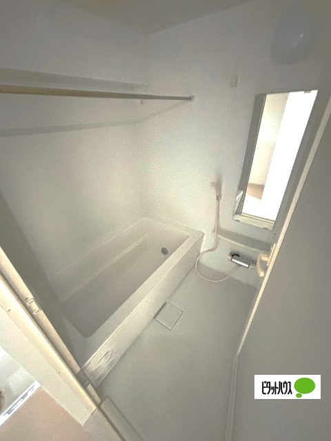 バス・シャワールーム　同物件別部屋