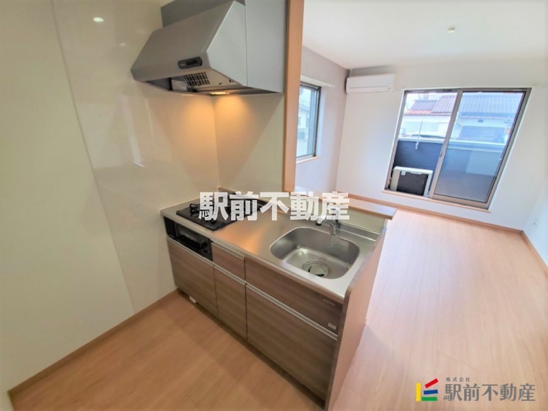 キッチン　物件流用の為、色味等要確認