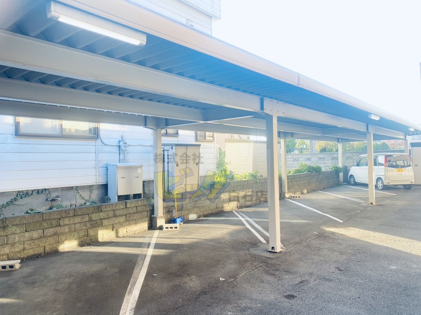 駐車場　ロードヒーティング＋カーポートで除雪の心配いらずです♪