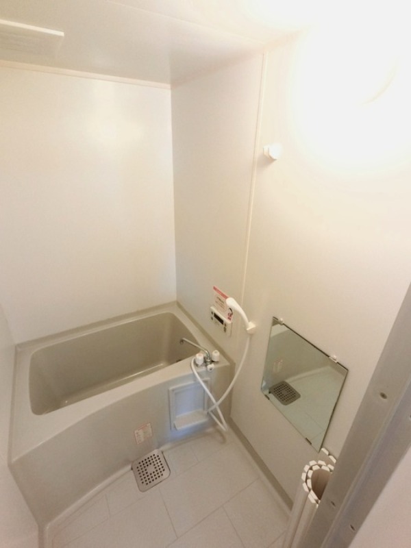 バス・シャワールーム　図面と現状に相違がある場合には現状を優先