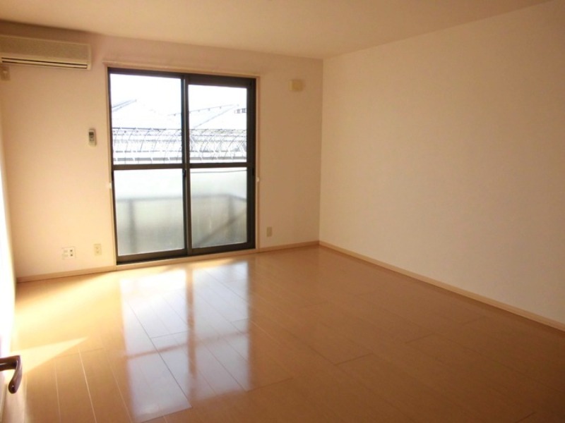 居室・リビング　図面と現状に相違がある場合には現状を優先