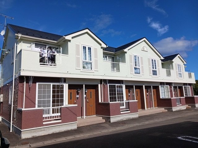 建物外観　落ち着いた雰囲気の外観です