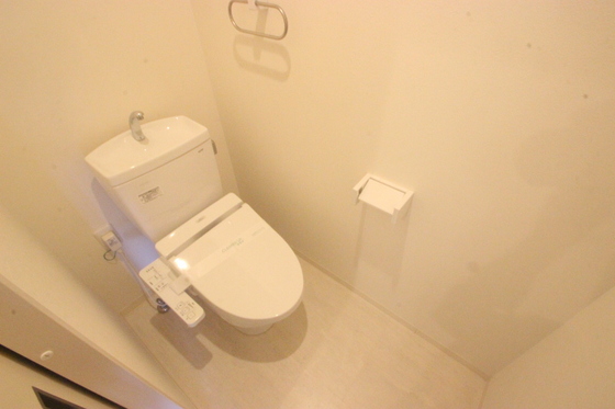 トイレ　※別部屋の写真です