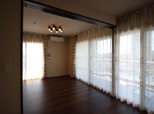 居室・リビング　※別部屋参考写真