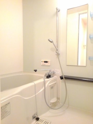 バス・シャワールーム　日々の暮らしに欠かせないお風呂です