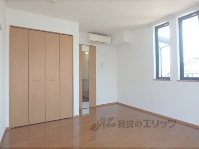 居室・リビング　広々したお部屋です。