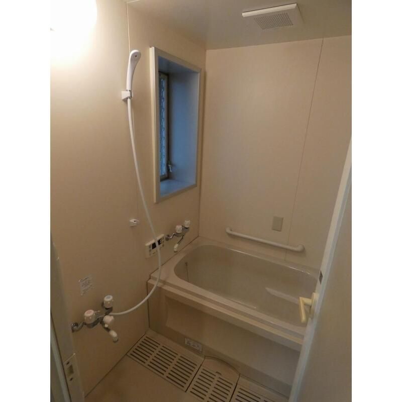 バス・シャワールーム　■浴室暖房乾燥機能付きバス♪