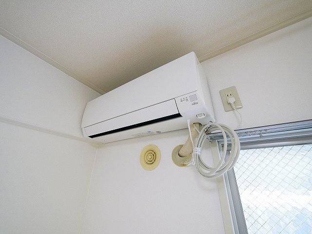 その他設備　エアコンも完備。