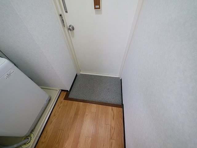 玄関　落ち着いた玄関です