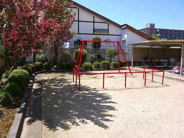 公園　日興奈良杉ケ町スカイマンション公園（公園）まで421m