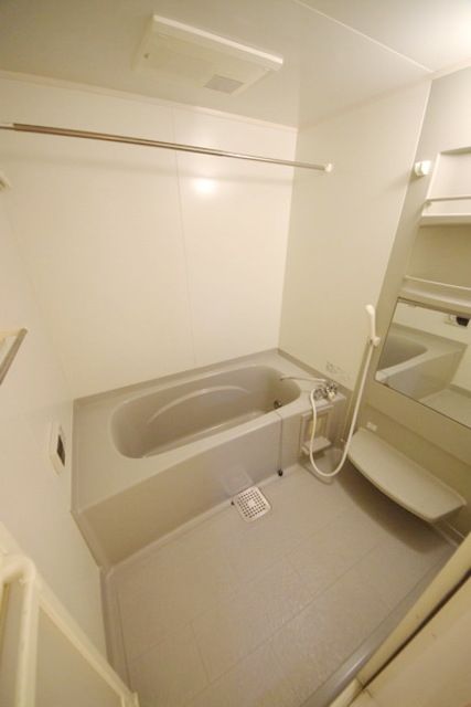 バス・シャワールーム　★うれしい追焚付きの浴室★