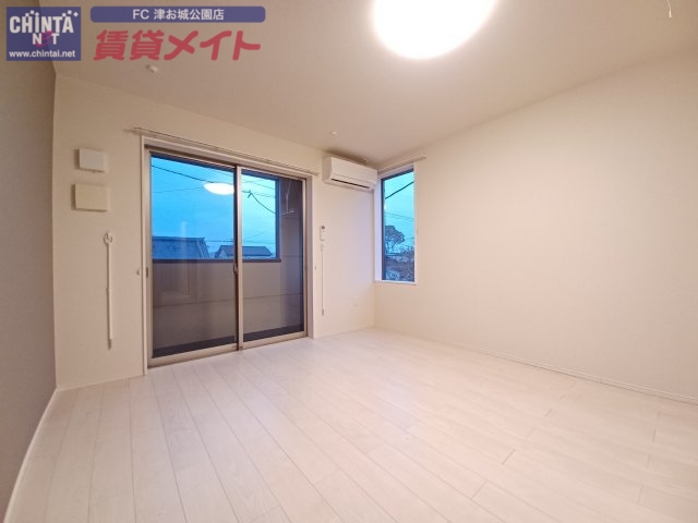 その他部屋・スペース　同物件別室反転タイプ画像