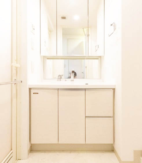 洗面設備　★収納付き、独立洗面台★