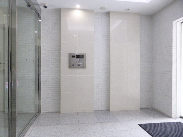 エントランス　エントランス