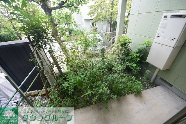 庭　★お部屋探しは株式会社タウンハウジング東京まで★