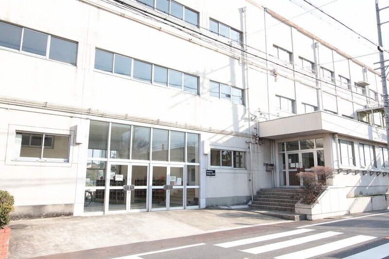小学校　名古屋市立戸田小学校（小学校）まで544m