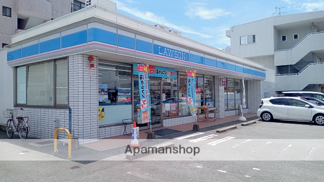 コンビニ　ローソン今光二丁目店（コンビニ）まで556m