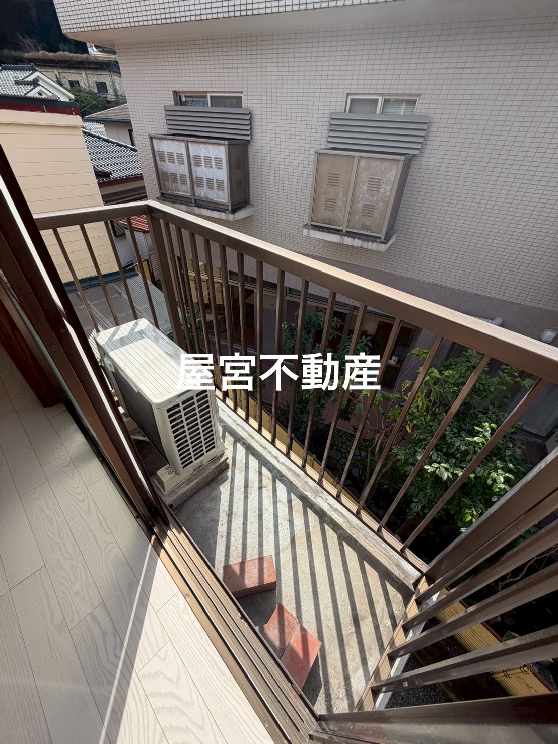 バルコニー